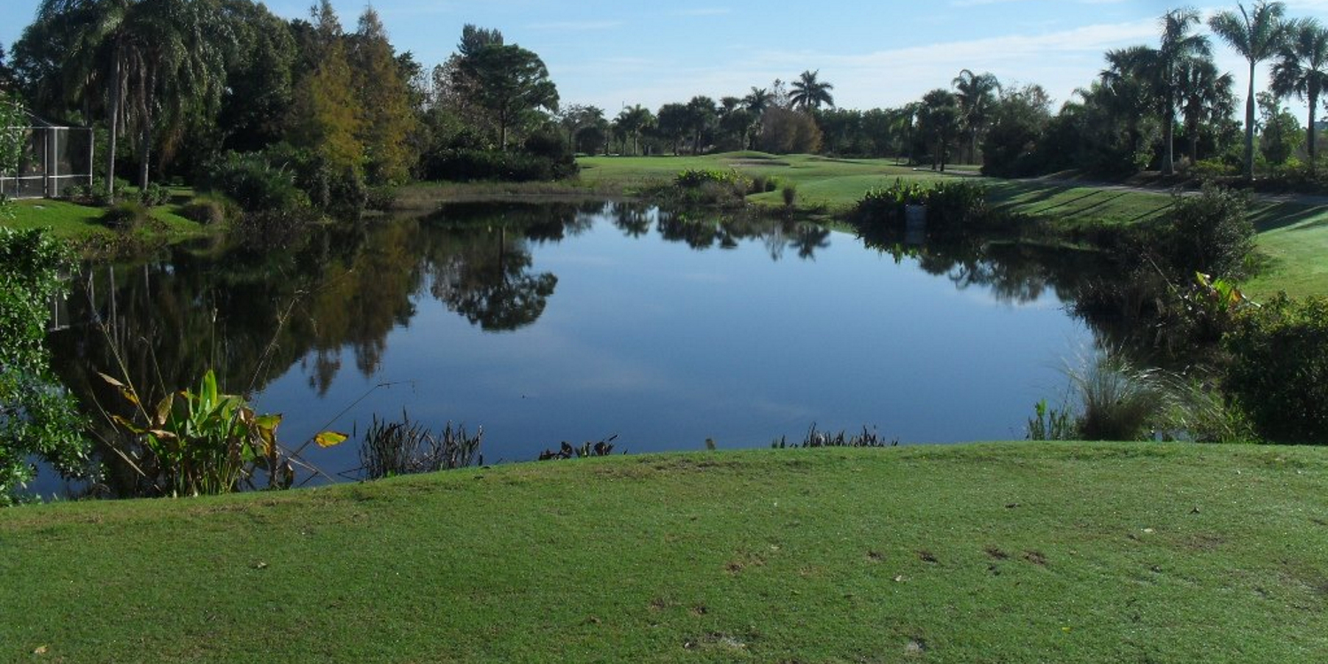 Palm Cove Golf & Yacht Club